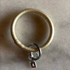 Gold o-ring key chain